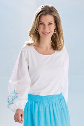 Embroidered Blouson-Sleeved Top