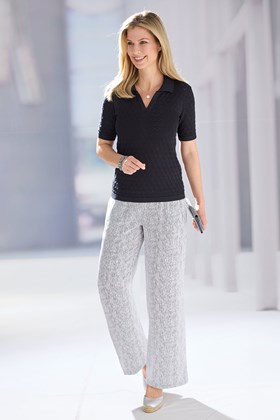 Women's Wide-Legged Striped Trousers